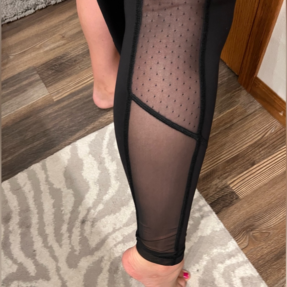 Lululemon high rise mesh panel leggings.